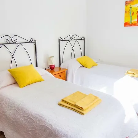 Casa Lirios Cómpeta