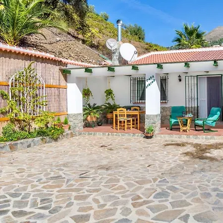 Casa Lirios Villa