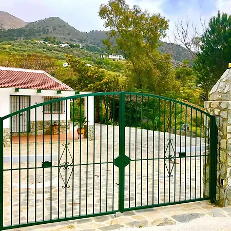 Casa Lirios Cómpeta
