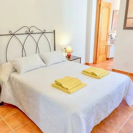 Casa Lirios Vila Cómpeta